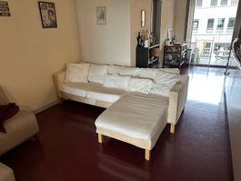 Spacious Cream Couch // Grosszügige Cremefarbene Couch