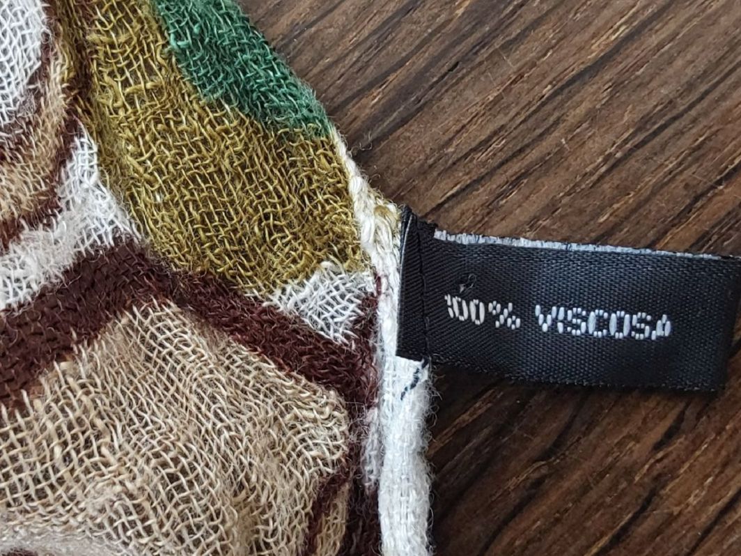 Foulard & Sciarpe: Schal Viskose – Usato da Köniz venduto da scopello12 3