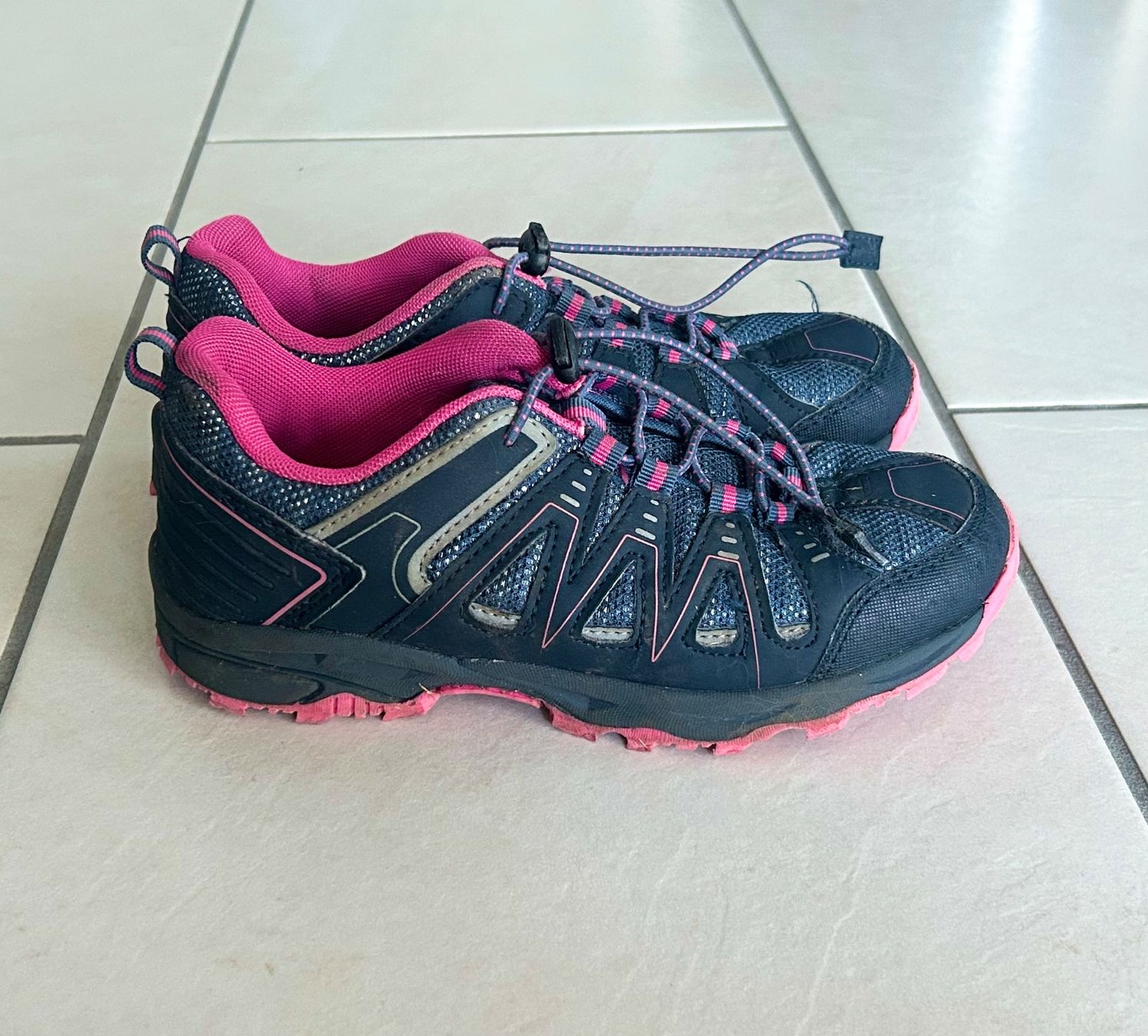 Victory Chaussures filles: Schuhe gr 35 – D'occasion à Bellinzona par RossoScarlatto 1