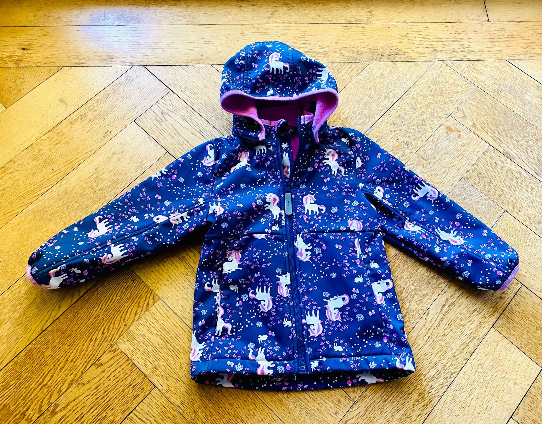 Name It Vestes & Manteaux: Softshell Jacke Grösse 98 – D'occasion à Bern par Violettaline