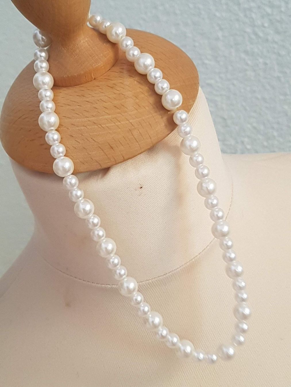 Catenine: Kette für Arm oder Hals weisse Perlen auf Gummizug – Usato da Ettingen venduto da Maranathatalitha 5
