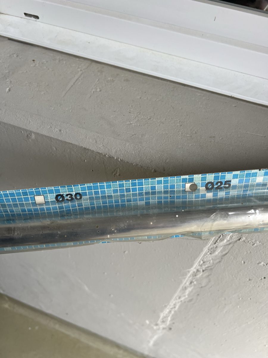 Altro per il bagno: Teleskop-Duschforhangstange – Nuovo e nell'imballaggio originale da Tobel venduto da honda955 3