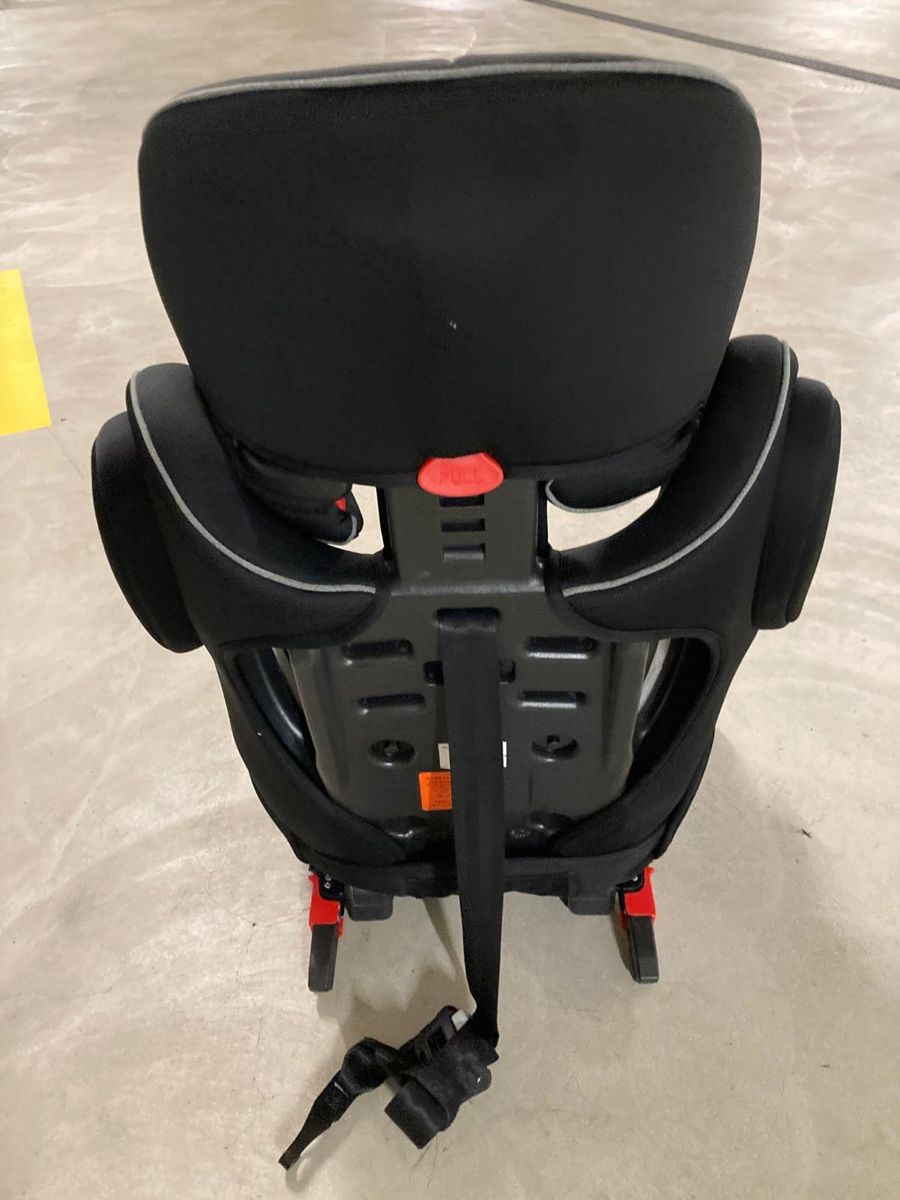 Sièges auto: Kindersitz für Auto – D'occasion à Zürich par SimoneK01 1