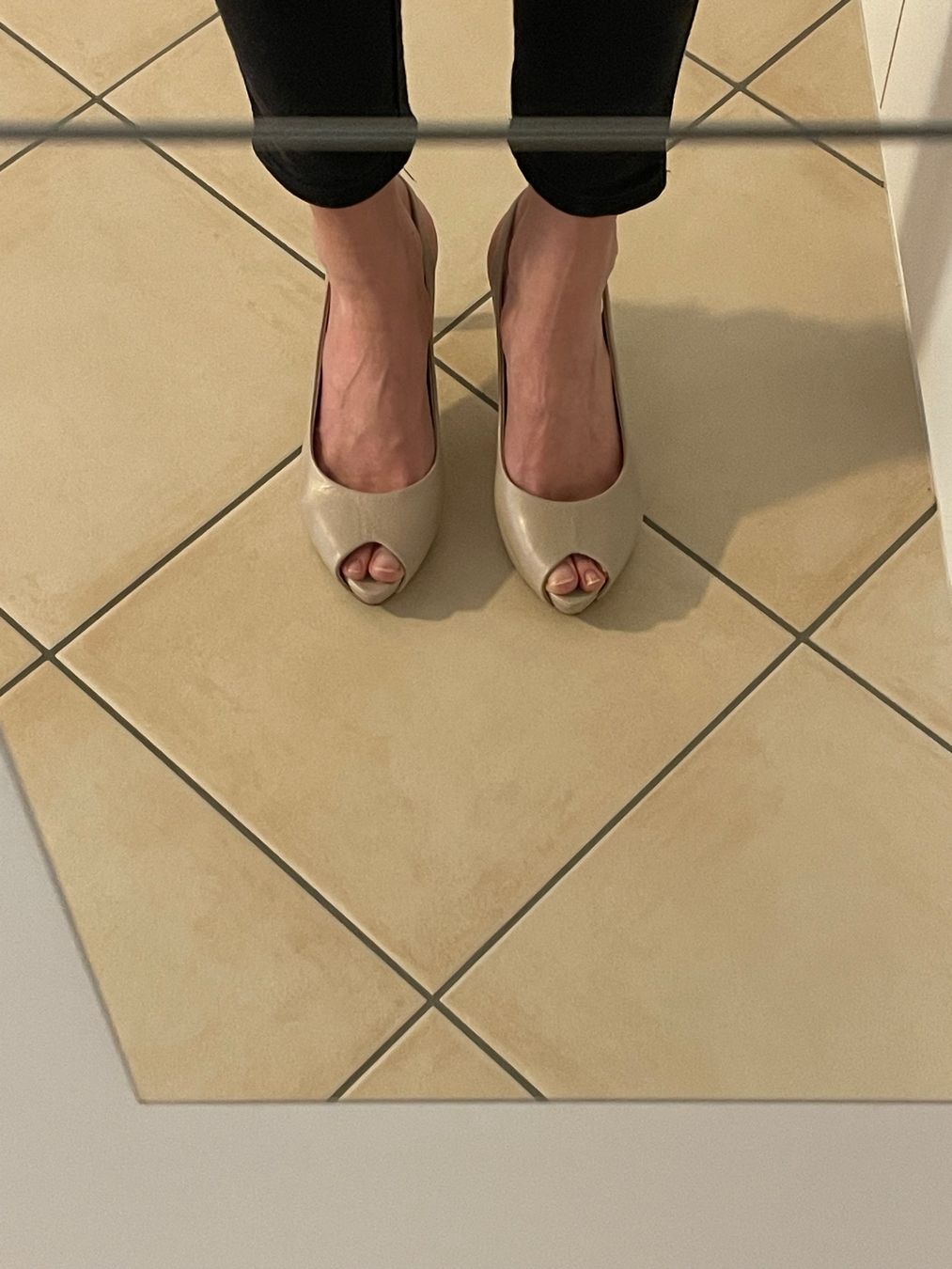 Guess Scarpe da donna: Sandali Guess 38 – Usato da Gorduno venduto da cha_9lgw 4