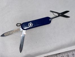 Victorinox Mini Taschenmesser blau Classic SD mit Schere
