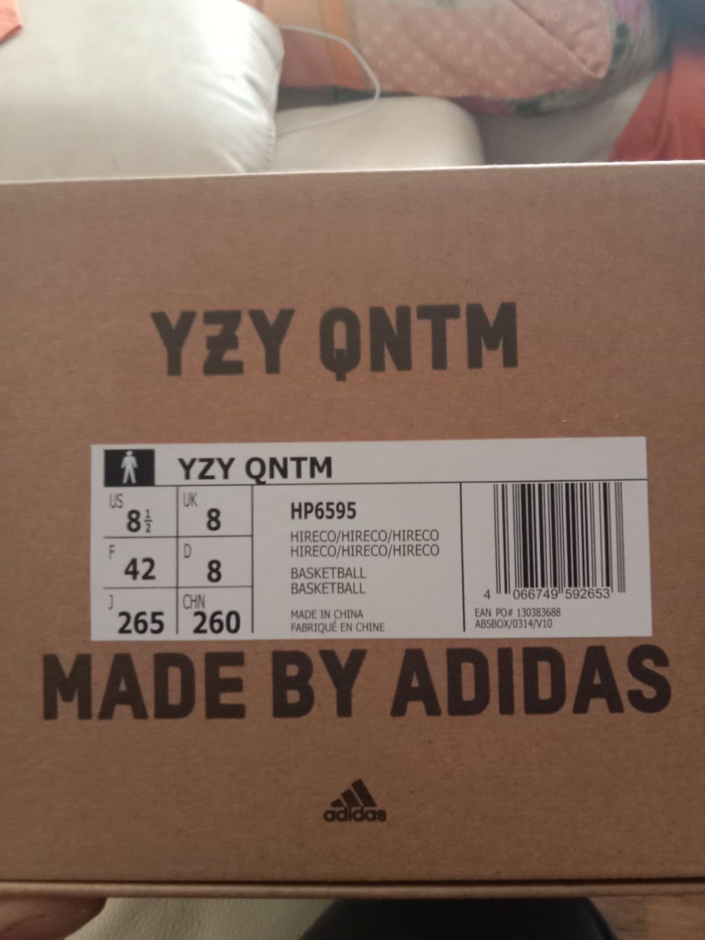 Adidas Scarpe da uomo: Adidas YZY QNTM – Nuovo e nell'imballaggio originale da Sevelen venduto da Mikey_1988 4