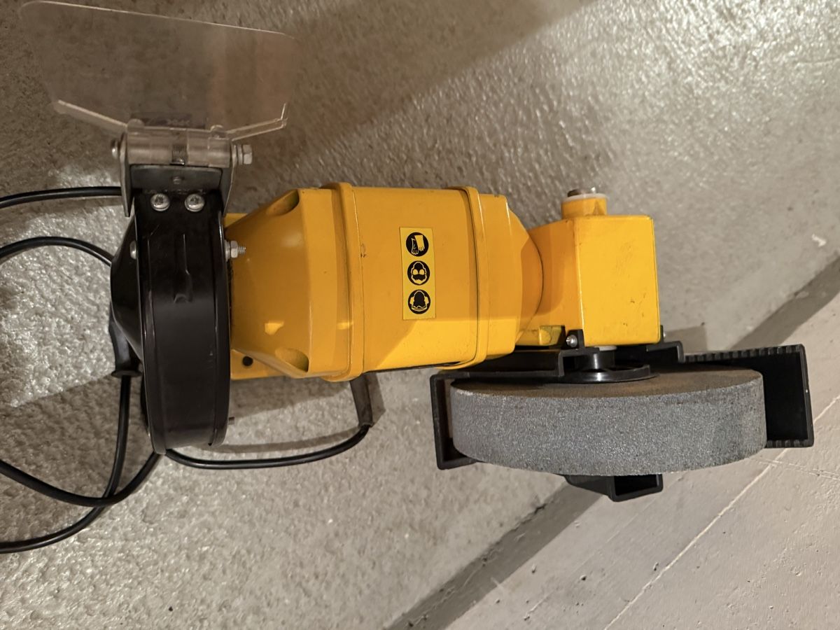 Schleifen & Polieren: King Craft BNTS 150/200 Schleifmaschine – Gebraucht aus St. Gallen von besi97 8