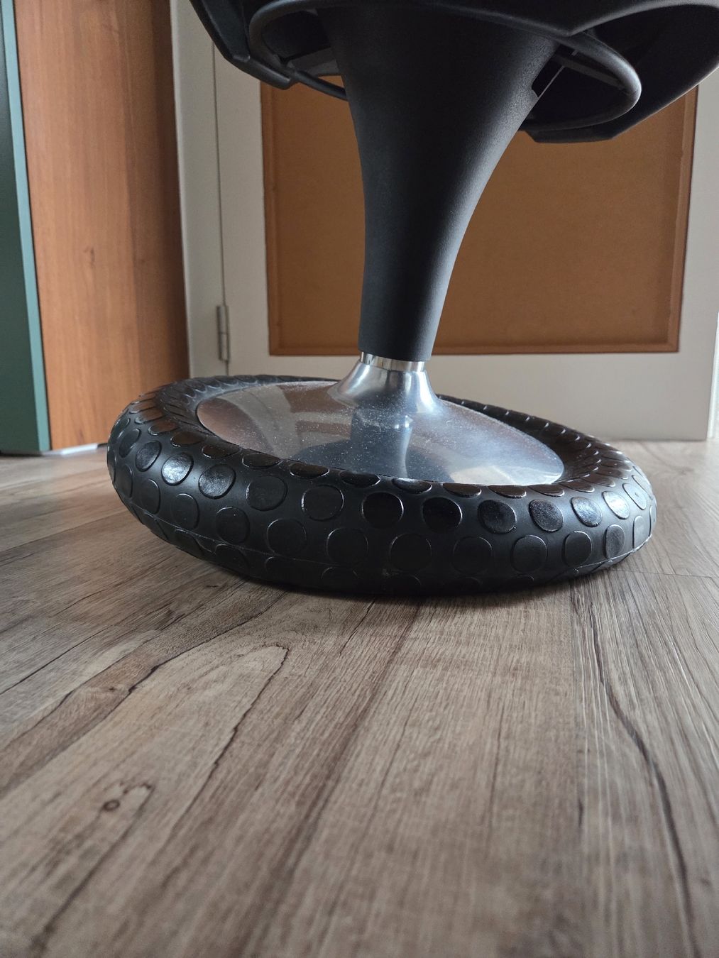 Sgabelli: Hocker mit Reifen zum Pumpen – Usato da Villmergen venduto da schluessel65 4