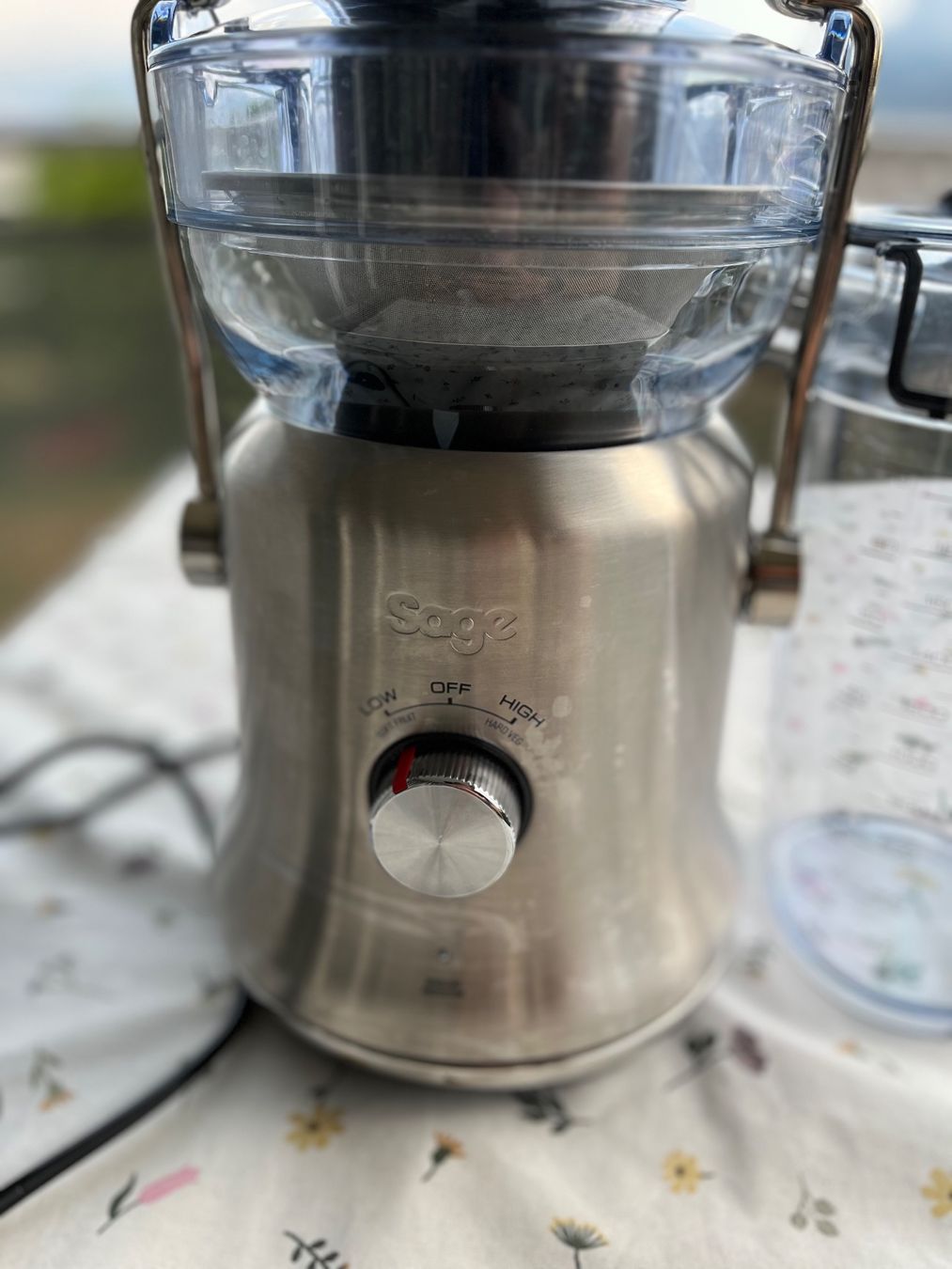 Sage Küchengeräte: Extracteur de jus Sage Nutri Cold Plus – Gebraucht aus Bulle von jes_7dmy 2