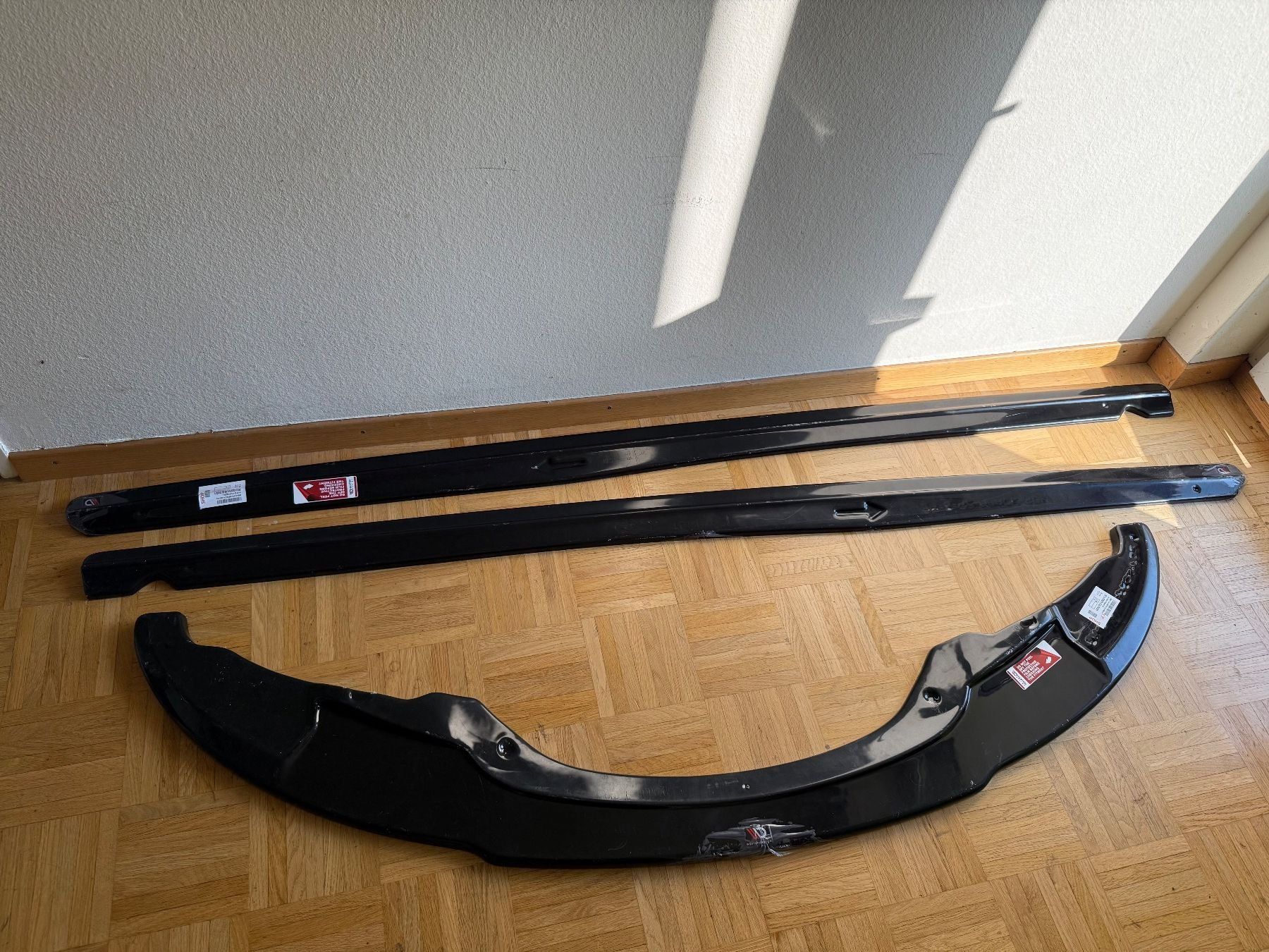BMW Tutti pezzi di ricambio auto: BMW e93 e92 Maxton Spoiler kit Fronsplitter Seitenschweller – Nuovo (secondo la descrizione) da Liestal venduto da jorge0000