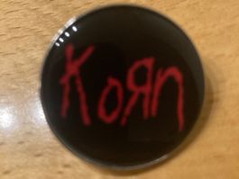 Korn Pin Anstecker Punk Metal Rock Band
