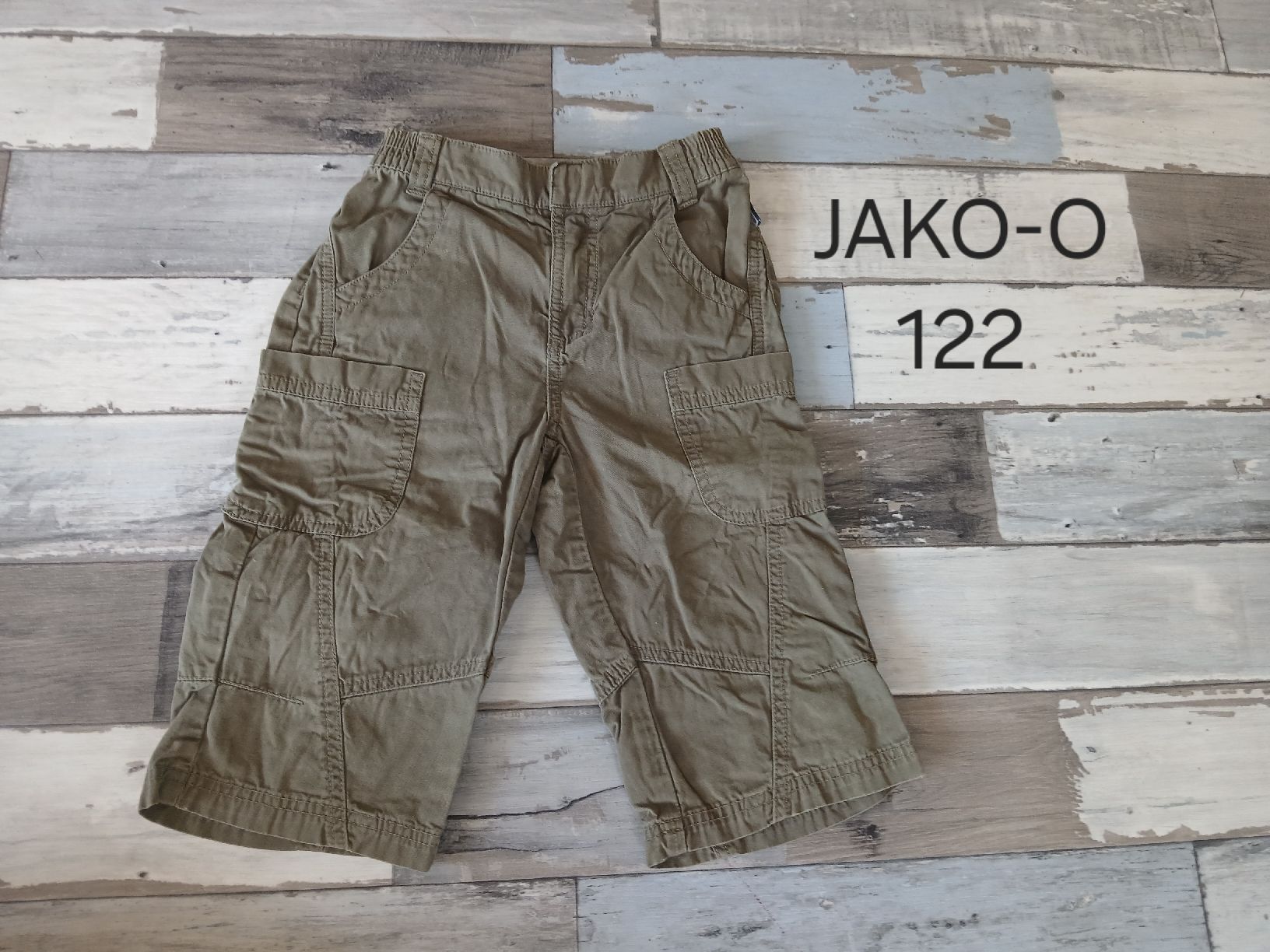 Jako-O Pantaloni: 122 Jako o Sommer Shorts – Usato da Sevelen venduto da boutiquenounou