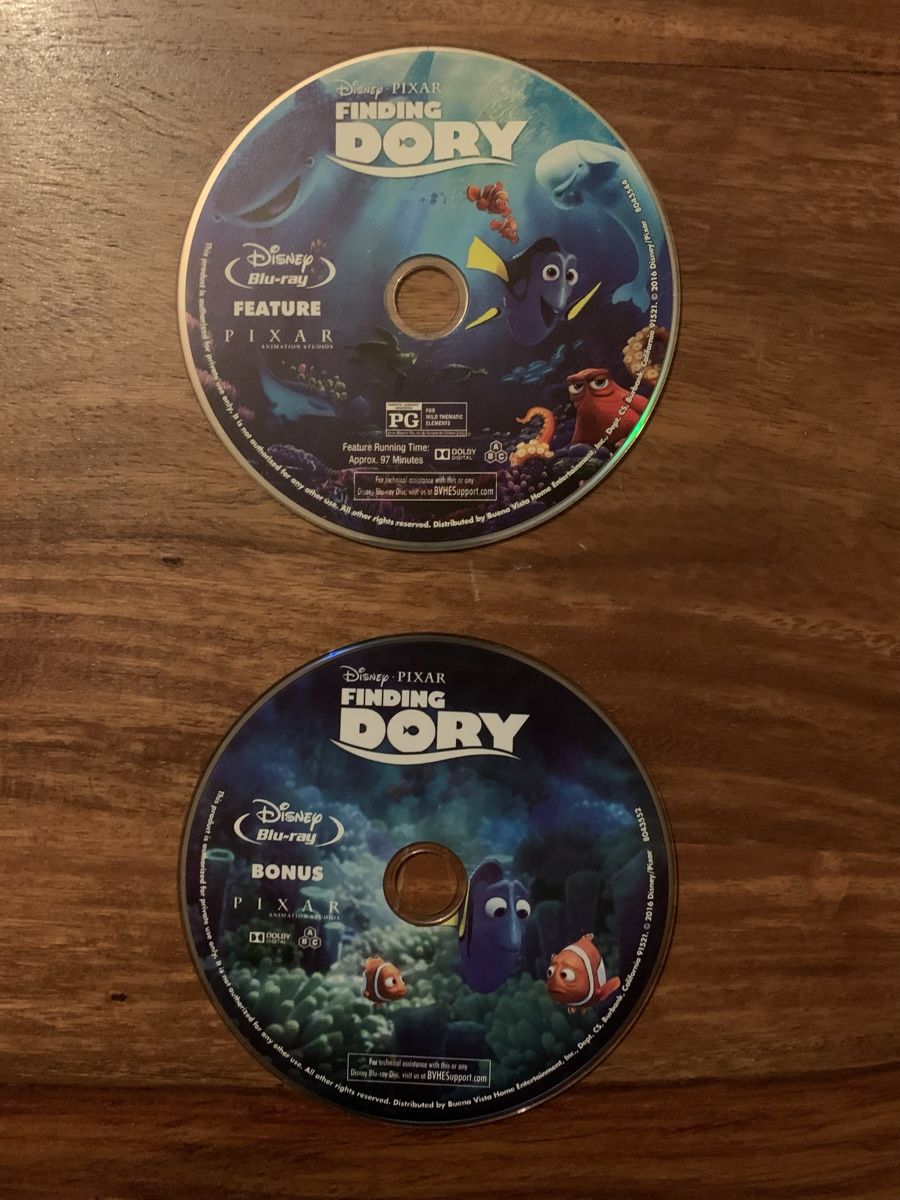 Alle DVDs: Disney Findind Dory Blue-ray – Gebraucht aus Lausanne von musk-77