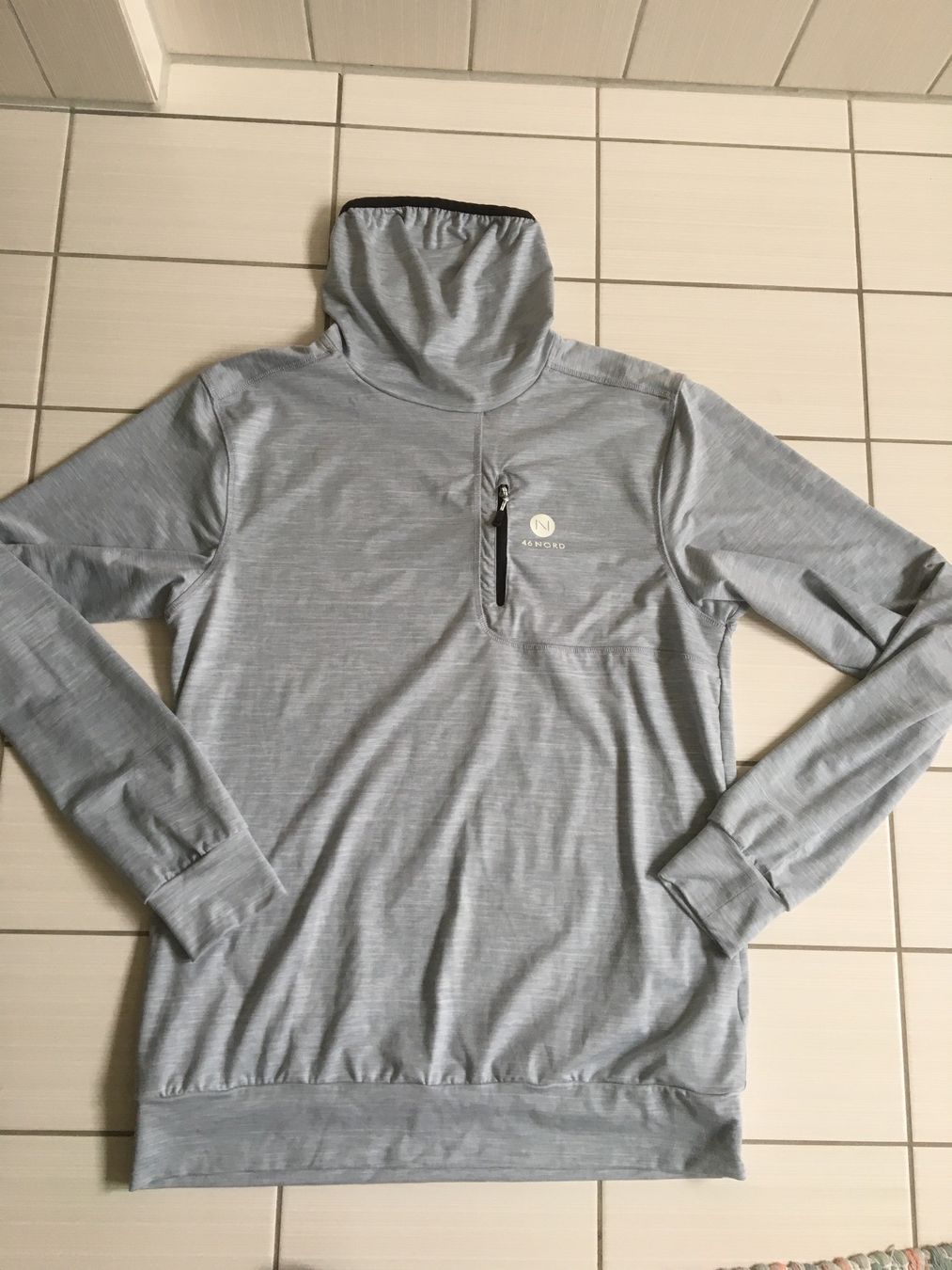 46 Nord Maglioni & Felpe: Sport Sweatshirt M – Usato da Arth venduto da Vrecam51