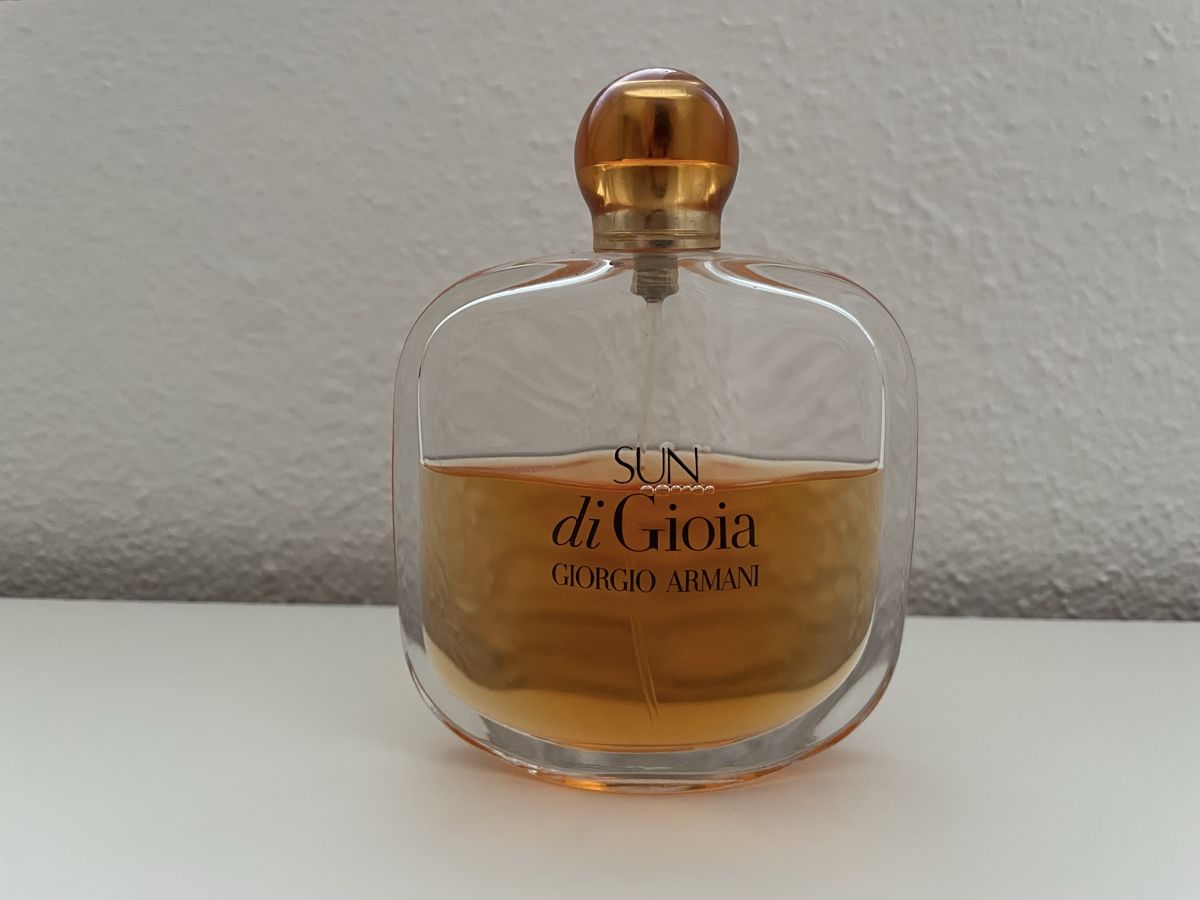 Armani Profumi & Eau de Toilette: Giorgio Armani SUN di Gioia – Usato da Lausanne venduto da Mouje