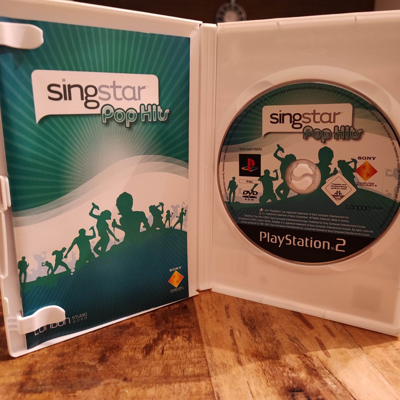Sony Giochi: SingStar Pop Hits PS2 Game Spiel  – Usato da Dübendorf venduto da kb86_MOVIE 2