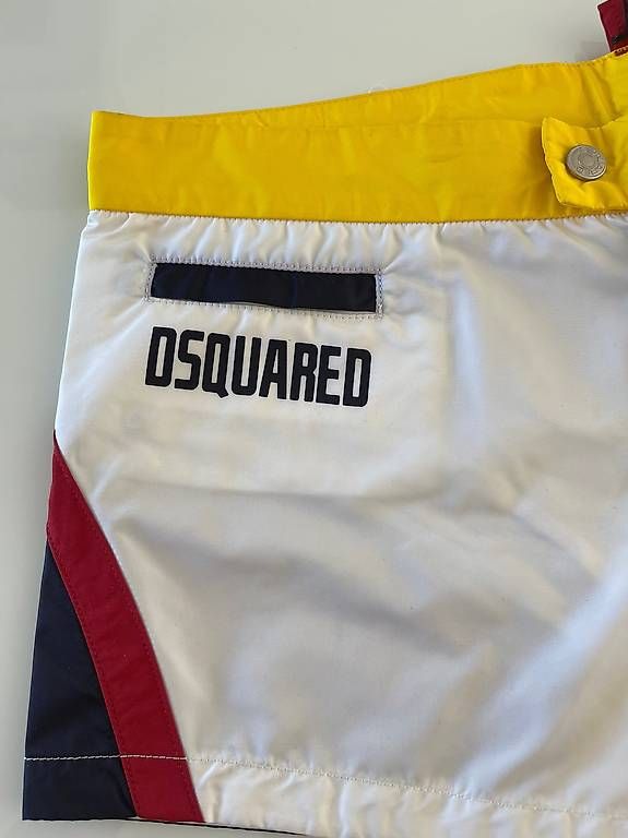 Dsquared2 Costumi da bagno: Dsquared2 Badeshorts NP.298.- CHF – Nuovo (secondo la descrizione) da Pratteln venduto da Rbubi 4
