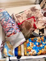 Musterkollektion diverse Stoffe in Polyester