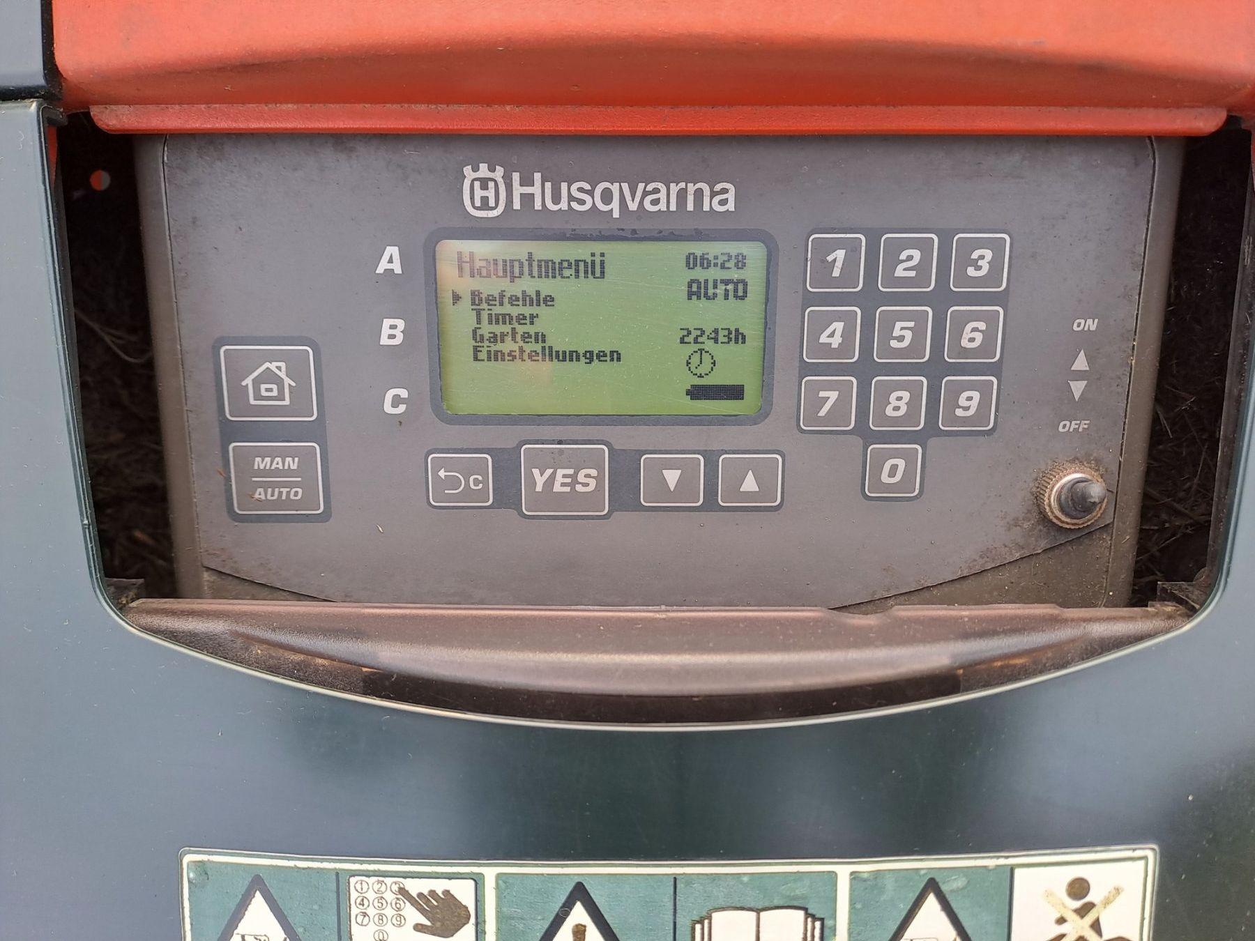 Husqvarna Tagliaerba: Automower Husqvarna 220 AC – Usato da Gossau SG venduto da aleks00 3