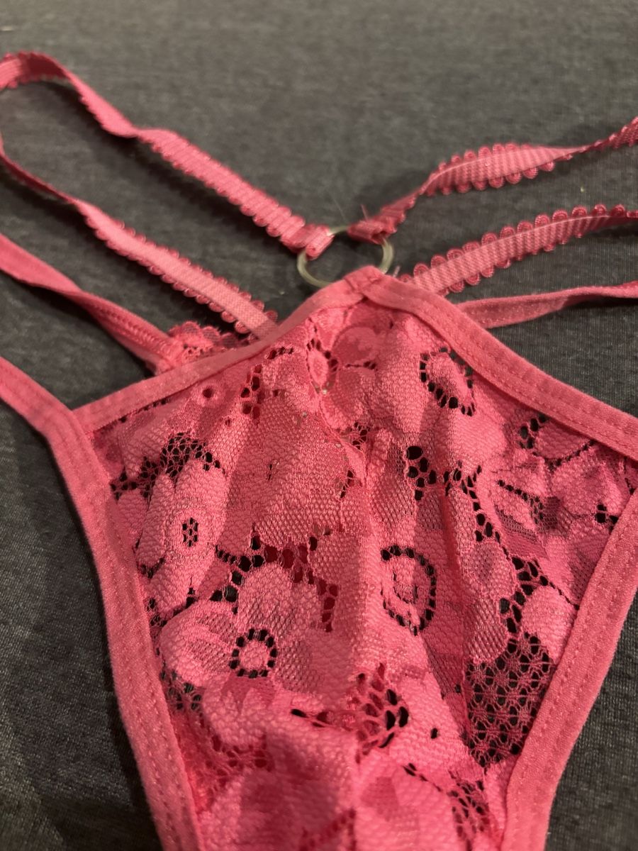 Shein Altra biancheria intima: Roter String Tanga getragen mit Spitze, Grösse S – Usato da Wilen b. Wollerau venduto da Katze005 1