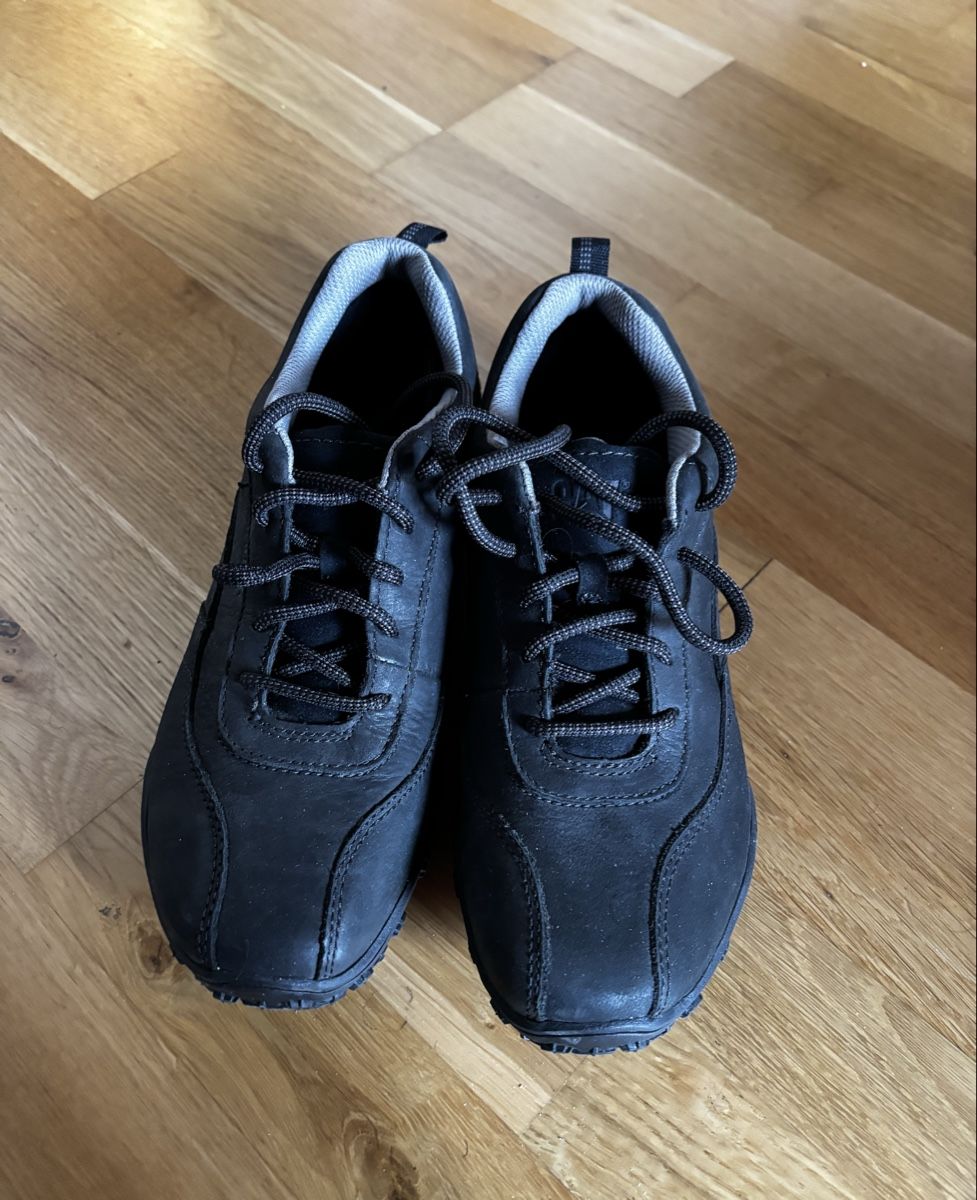 Caterpillar Scarpe da uomo: Paire de chaussures marque CAT – Nuovo (secondo la descrizione) da Estavayer Le Lac venduto da sico1260