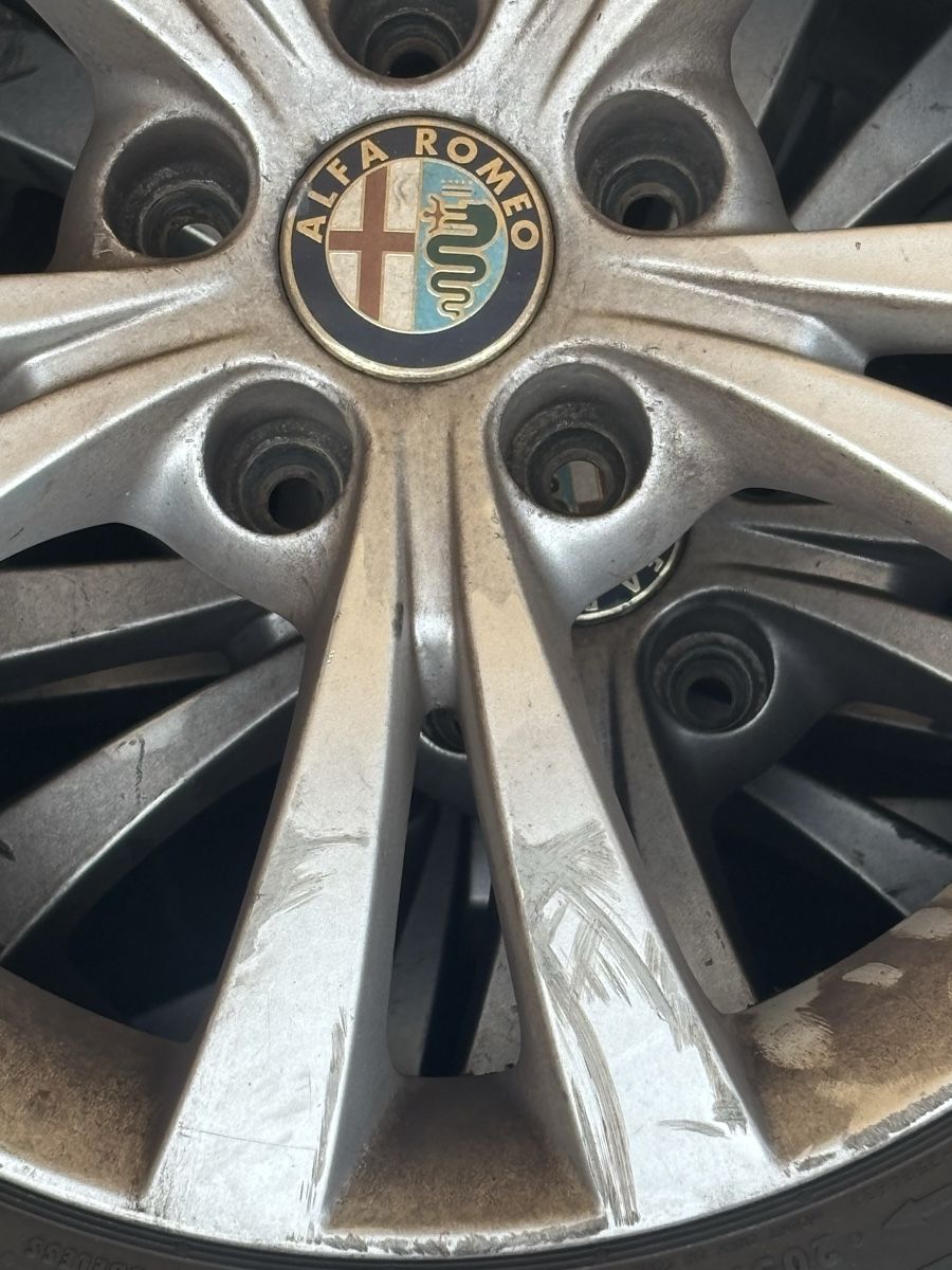 Alfa Romeo Automobili: Alfa Giulietta – Usato da Cousset venduto da Agorboss 4