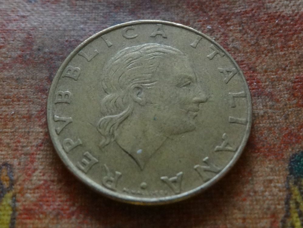 Tutti le monete: ITALIE  200  Lire  1985 – Usato da Romanel-sur-Lausanne venduto da Swift13 1