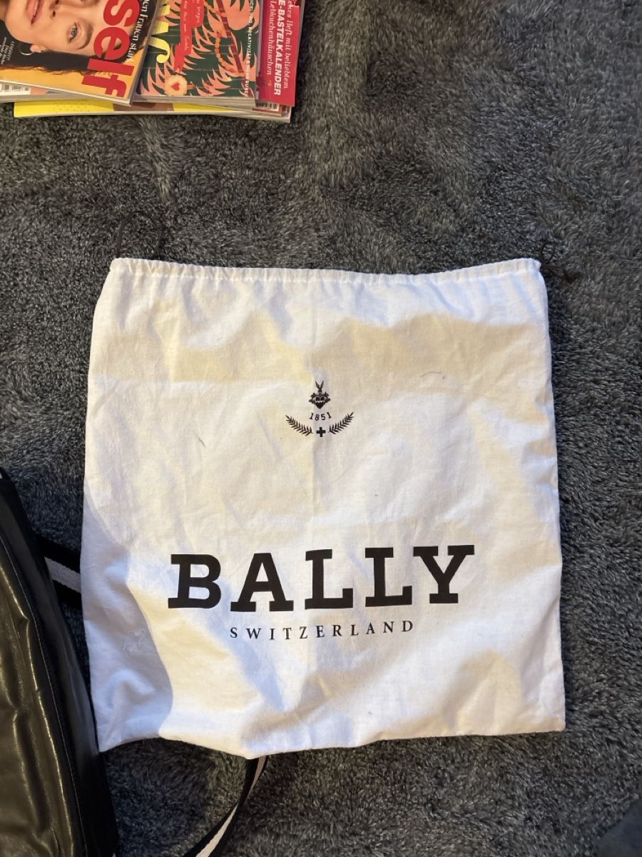 Bally Borse: Bally Messenger Bag, Leder – Usato da Embrach venduto da Dmoney 4