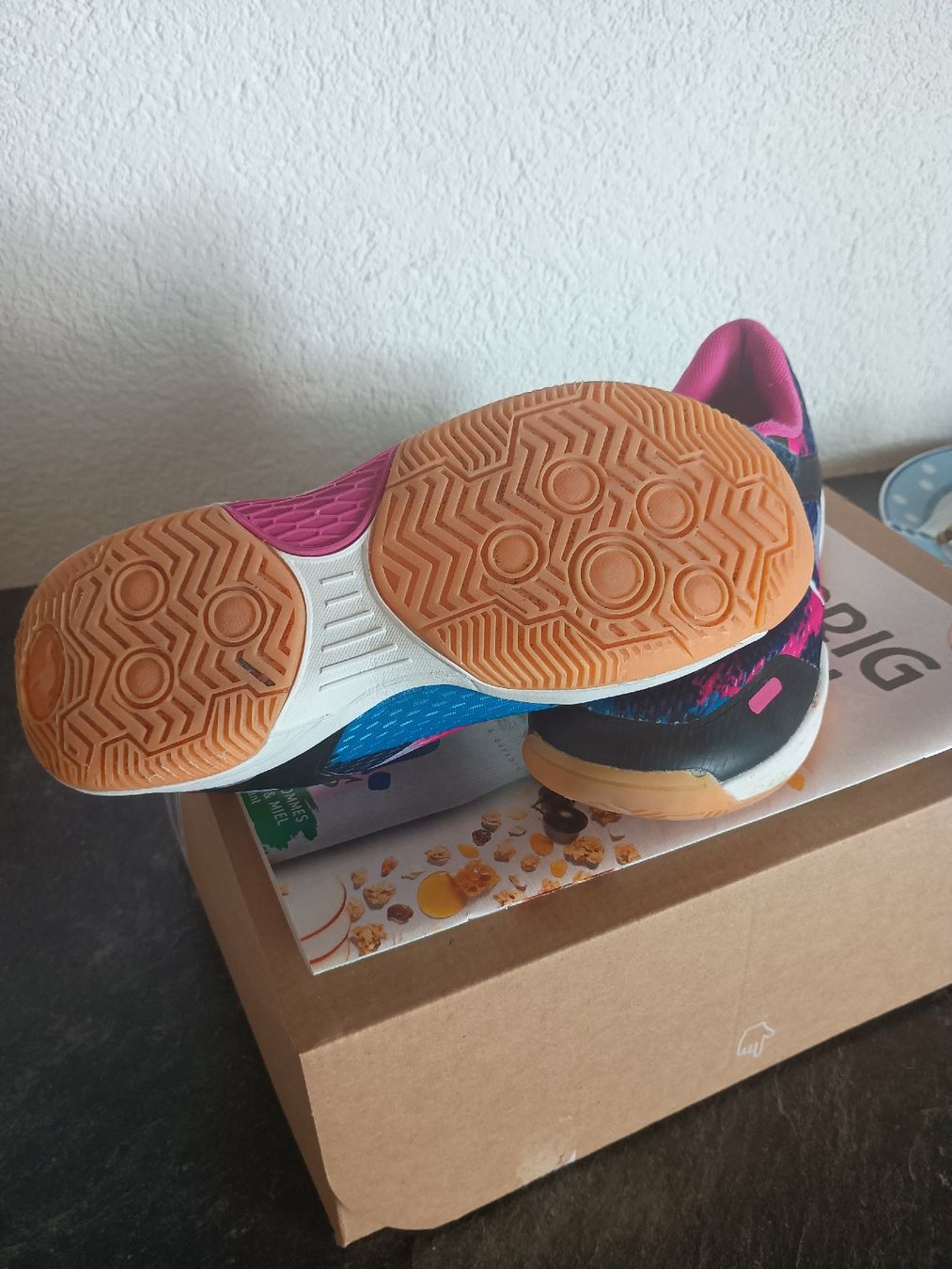Scarpe per ragazze: Hallenschuhe KangooROOS Grösse 33 – Nuovo (secondo la descrizione) da Gersau venduto da .InAn. 2