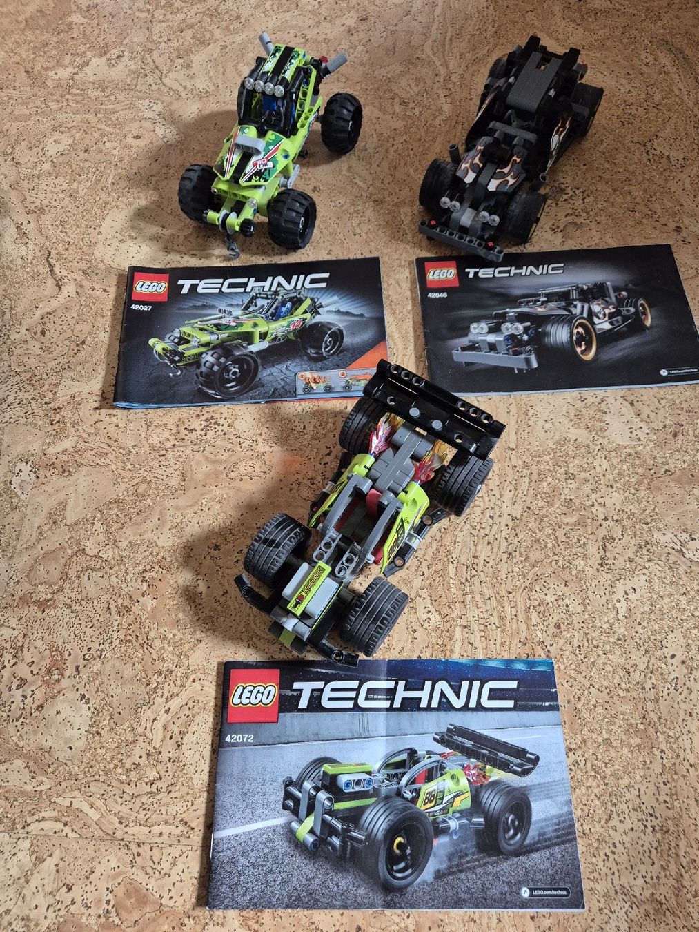 Lego Giocattoli: 3 Lego Technic Fahrzeuge – Usato da Ganterschwil venduto da Bsunflower