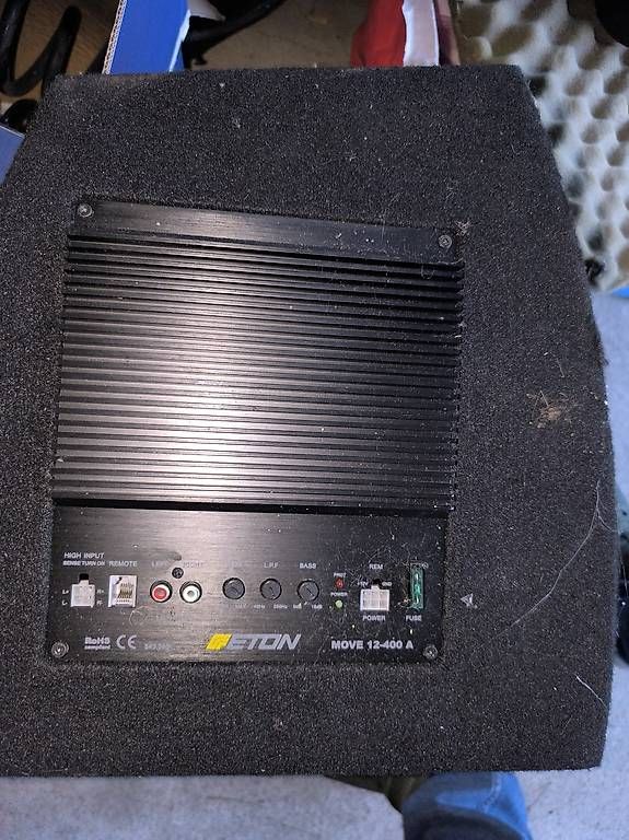 Haut-parleurs: Subwoofer mit verstärker – D'occasion à Herisau par ste_x2x2 1
