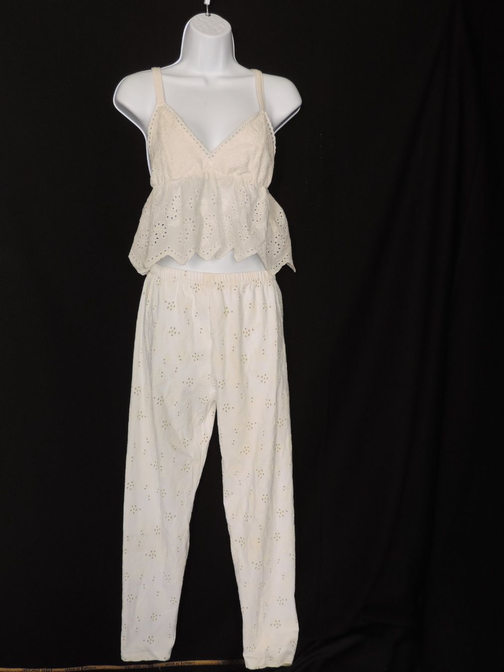 Lotti di vestiti: ensemble dentelle blanc – Usato da Genève venduto da Axelle333 2