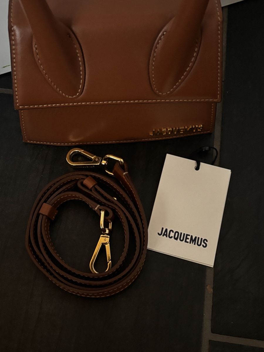Jacquemus Borse: Jacquemus Le Chiquito Moyen Braun – Nuovo (secondo la descrizione) da St. Gallen venduto da yannick.46 3