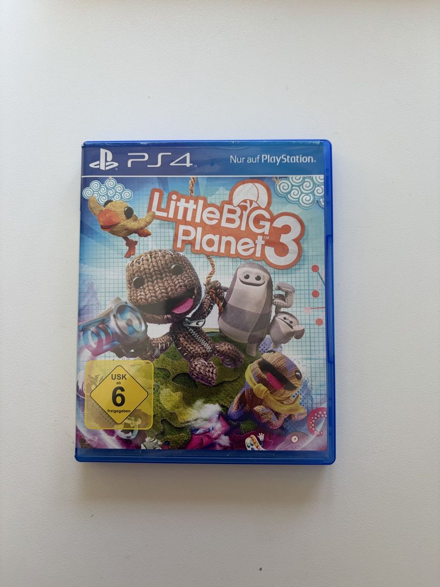 Sony Console: PS4 inkl. Spiele und Controller (800Gb) – Usato da Basel venduto da max_nmh5 3