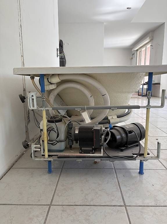 Whirlpool: Vasca idromassaggio – Usato da Frasco venduto da lidio.giottonini 2