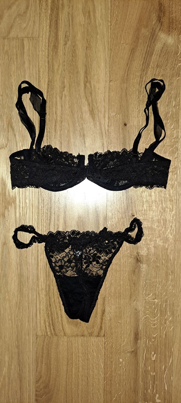 La Perla Altra biancheria intima: La Perla Spitzen BH und Slip – Nuovo (secondo la descrizione) da Richterswil venduto da Viorella 5