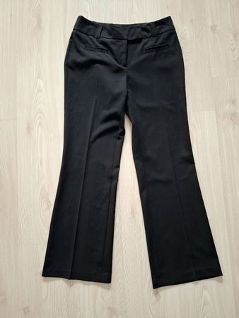 Pantalon noire avec pli