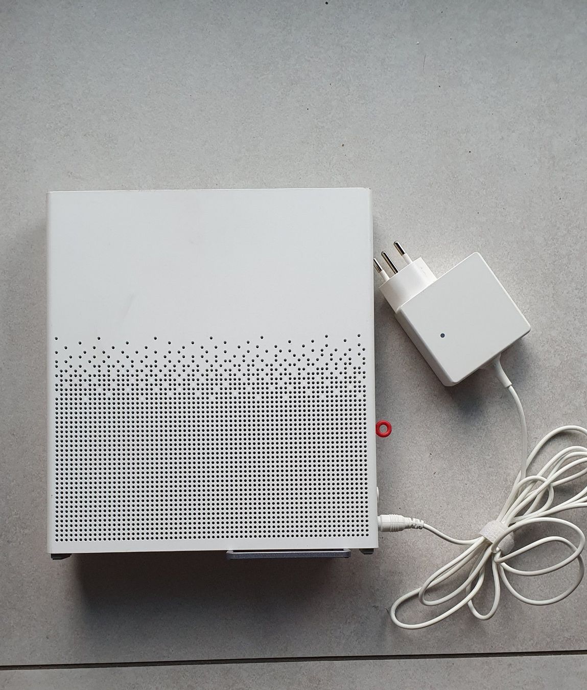 Swisscom Modem & Router: Swisscom internet Box 4 – Usato da Servion venduto da meno999 2