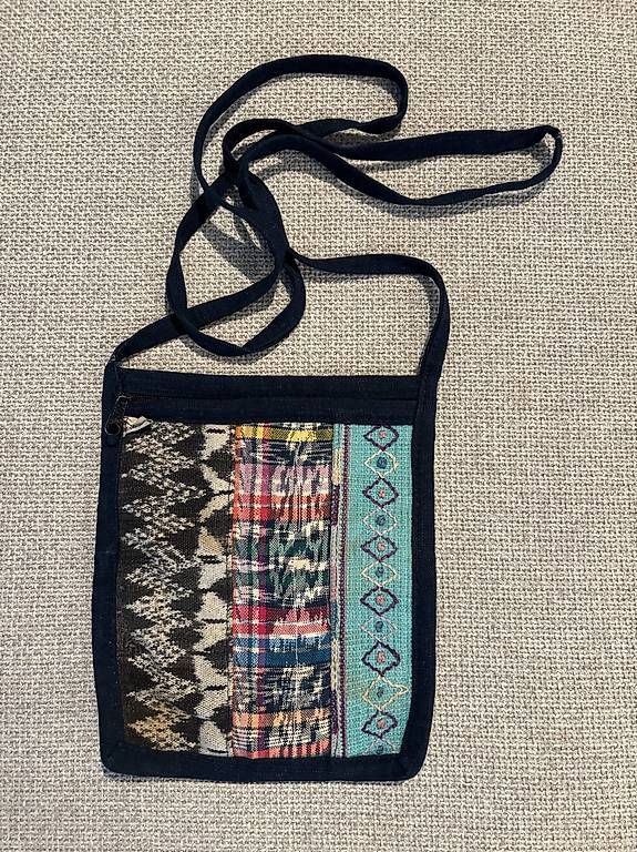 Taschen: Ethno-Umhängetasche – Gebraucht aus Zürich von Mare021