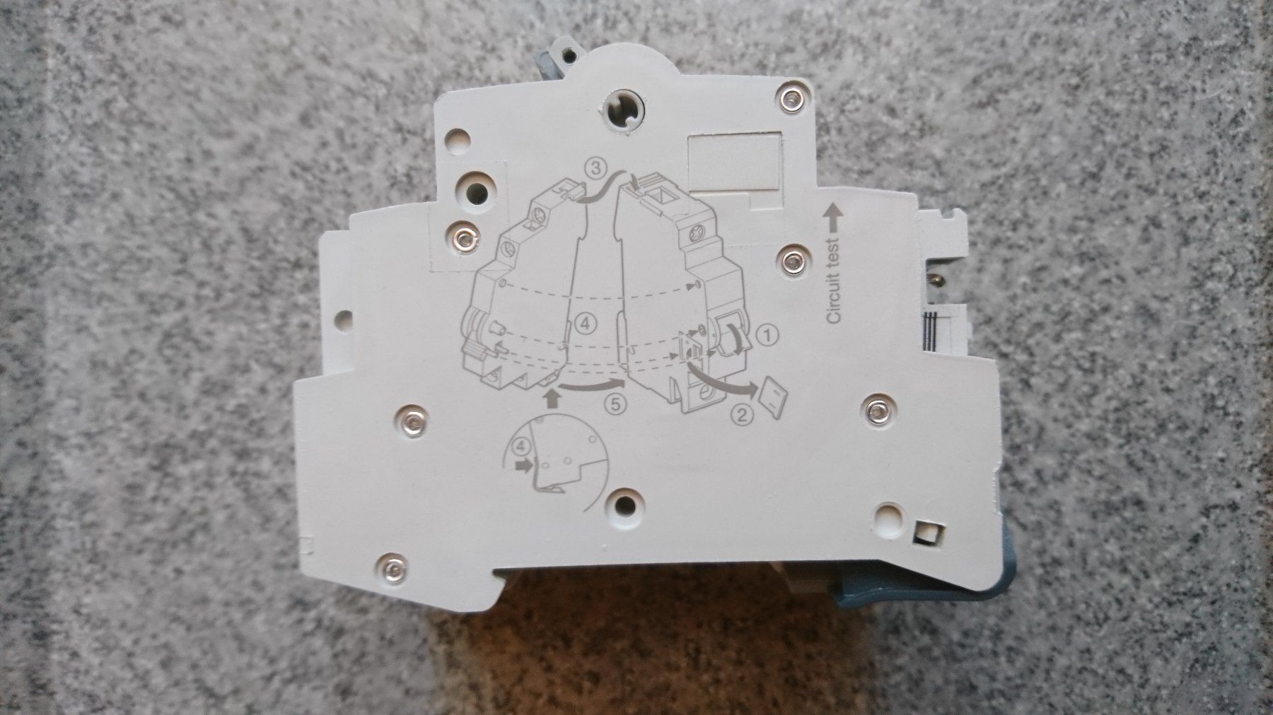 Elektronikbauteile: Fehlerstrom-Leitungsschutzschalter 1P+N 6 kA B-6A 3 – Gebraucht aus Steinhausen von _Bergler_ 2