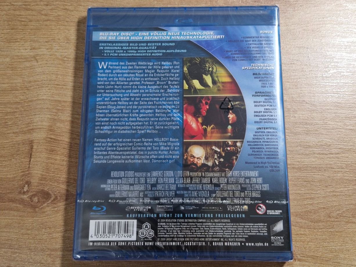 Tous les DVDs: Hellboy (2004) NEU OVP Bluray – Neuf avec emballage d'origine à Pfungen par Whitie 1