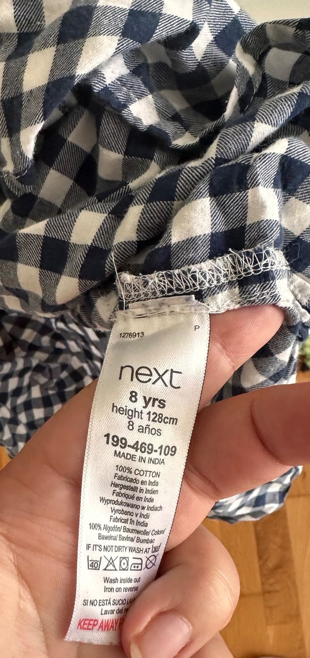 Next Robes et jupes: Hemdkleid Next – D'occasion à Dürrenroth par tvy_bh56 2
