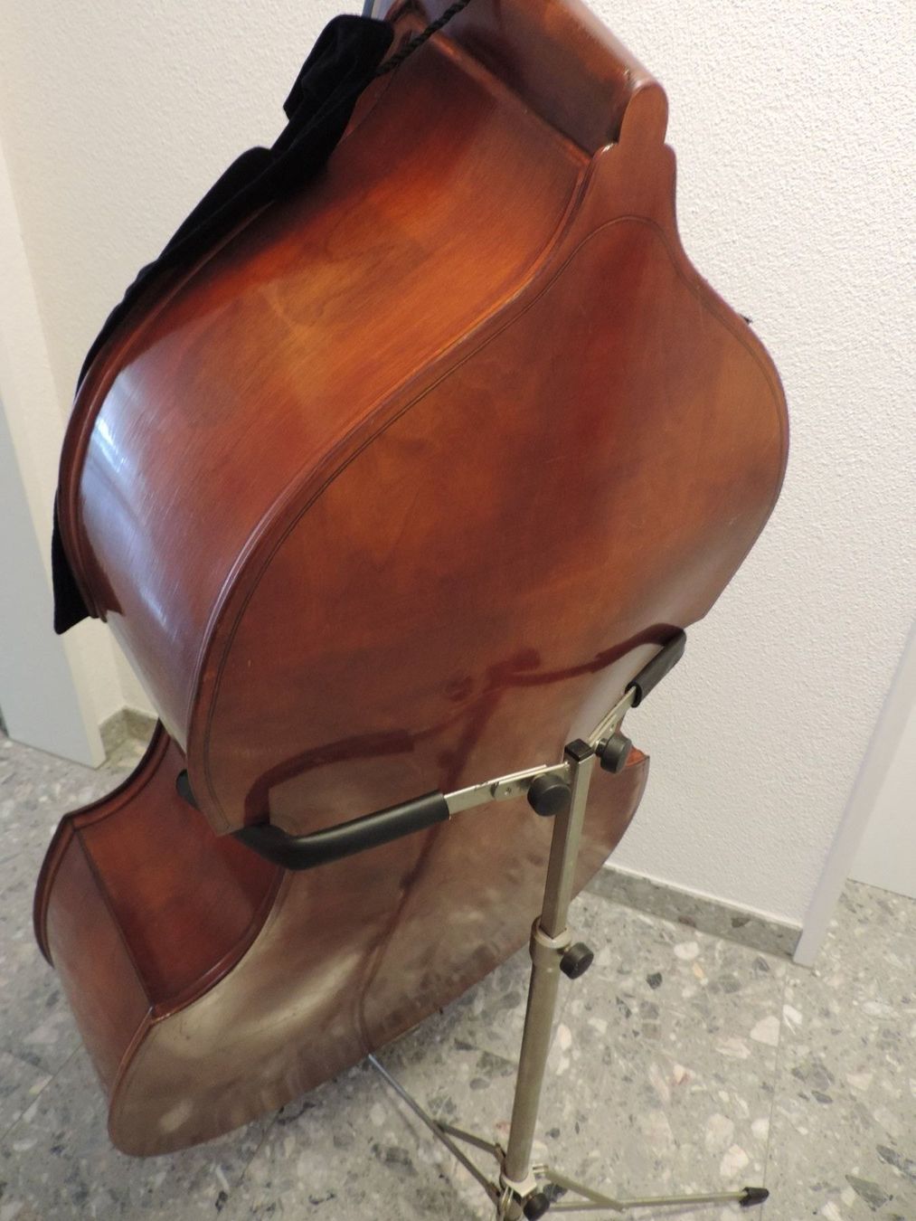 Strumenti musicali: 3/4  Bassgeige – Usato da Hünenberg venduto da GIRO15 2