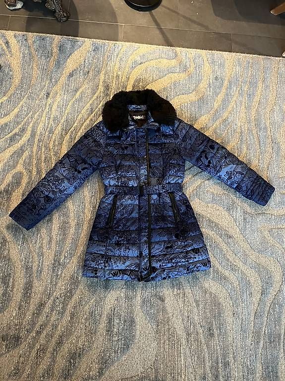 Vestes & Manteaux: Desigual Mädchen 152 Mantel warm – D'occasion à St. Gallen par steppenpferdchen