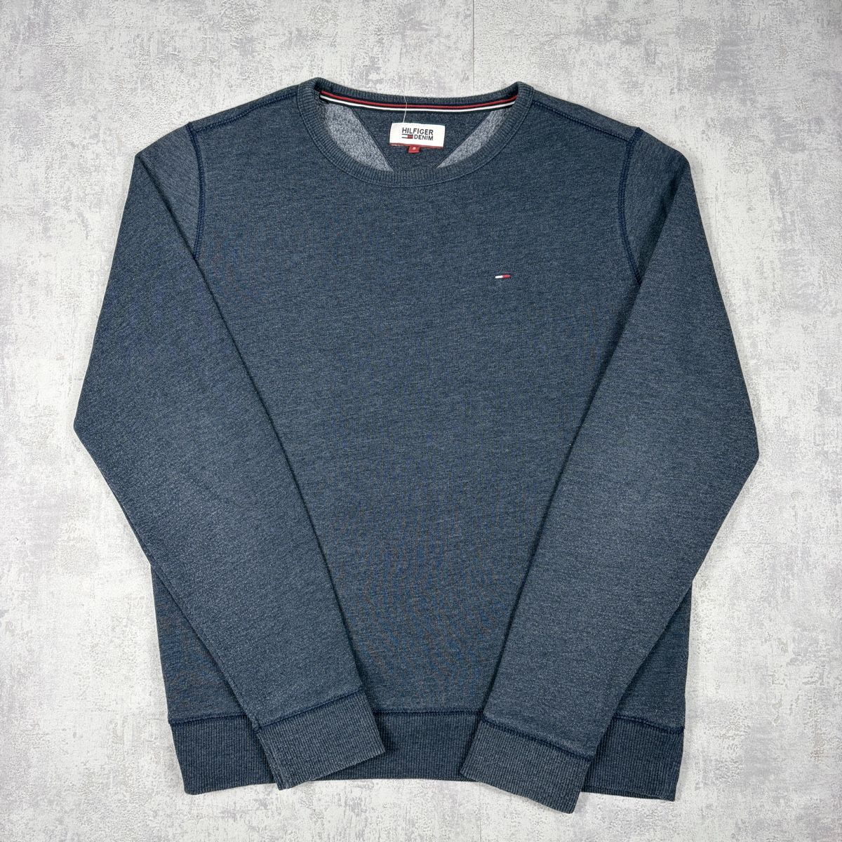 Tommy Hilfiger Pullover & Sweatshirts: Pull Tommy Hilfiger Denim bleu gris - S – Neu (gemäss Beschreibung) aus Hauterive NE von Leo_o