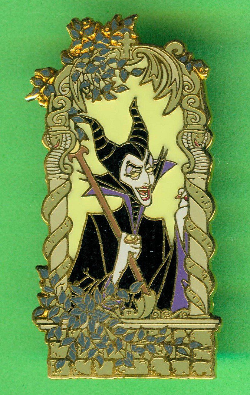 Disney Plaketten & Abzeichen: Disney   MALEFICENT  – Gebraucht aus Winterthur von Sammleroase