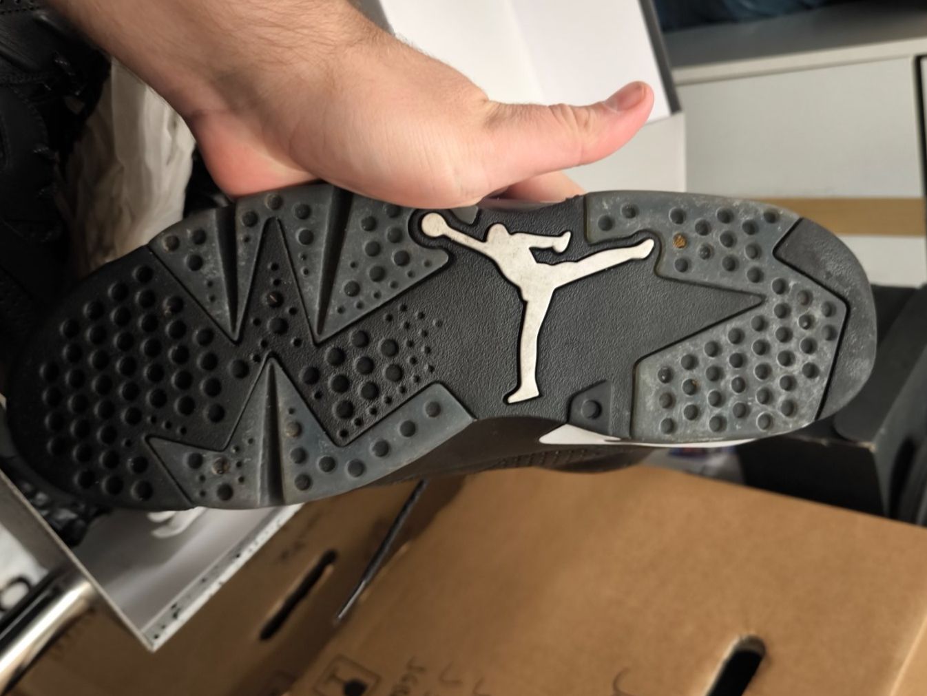 Jordan Scarpe da uomo: Jordan 6 Retro Black Cat Size 45 – Usato da Zürich venduto da l.to 8