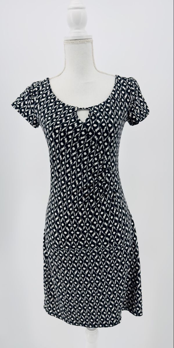 Comma Vestiti: # WOMAN - Kleid Gr. 34 - COMMA # – Usato da Bolligen venduto da secondhand-with-love