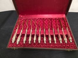Versilbert Besteck-Set, im Originaletui.