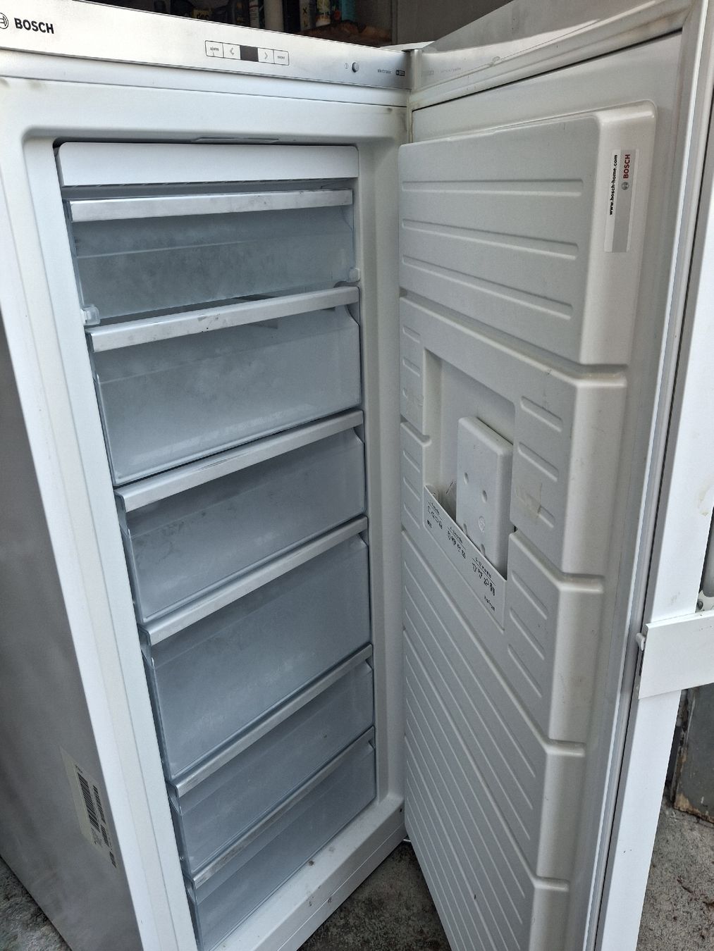 Gefrierschrank: Vendo Congelatore della Bosh A++ – Gebraucht aus Wohlen AG von mir_8bs9 1